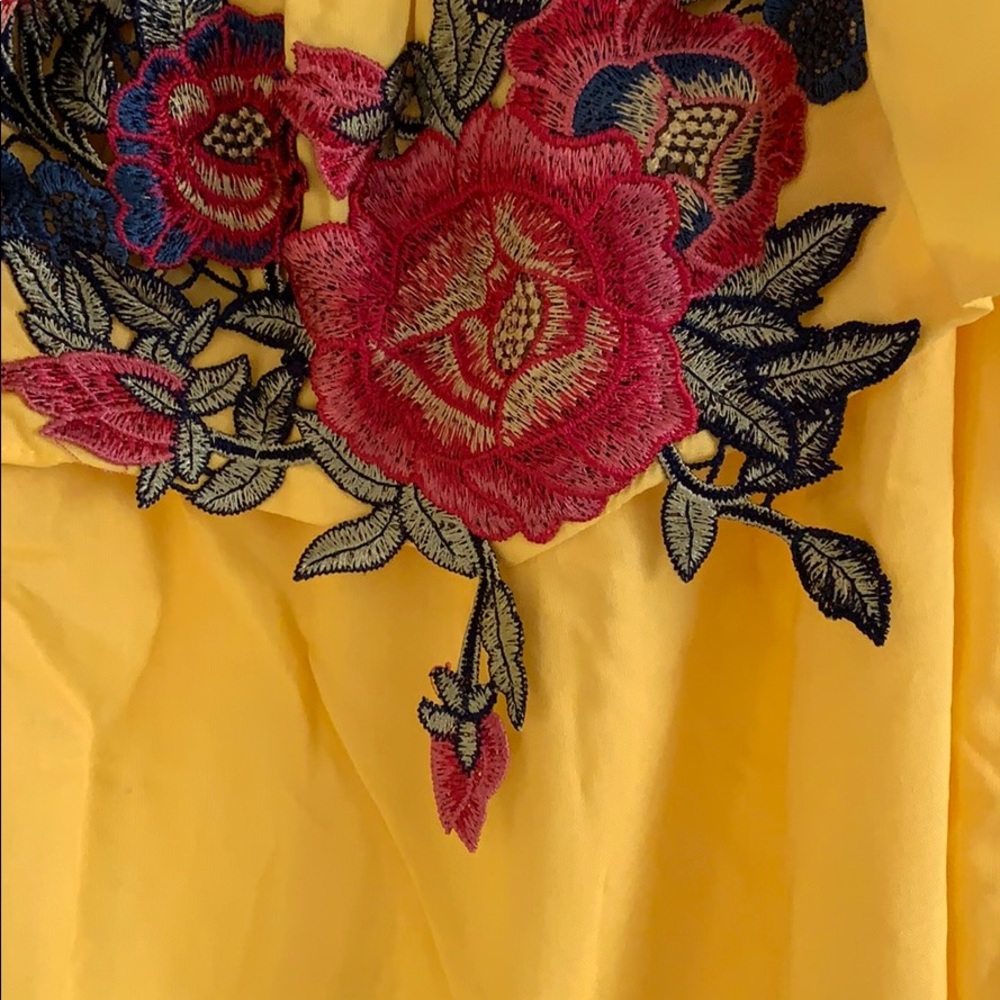 Embroidered Off Shoulder Top - Picture 4 of 6